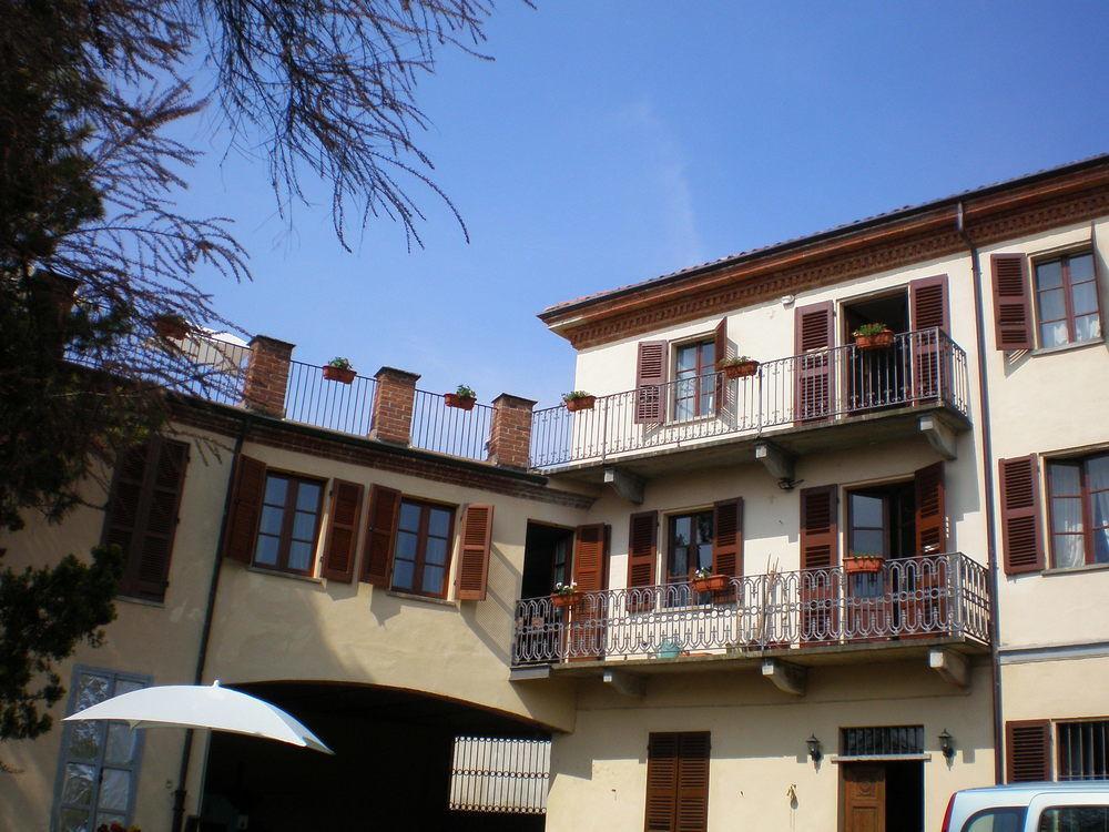 Relais San Desiderio Bed & Breakfast Calliano  Dış mekan fotoğraf