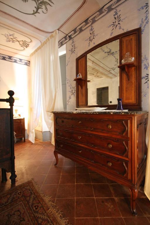 Relais San Desiderio Bed & Breakfast Calliano  Oda fotoğraf