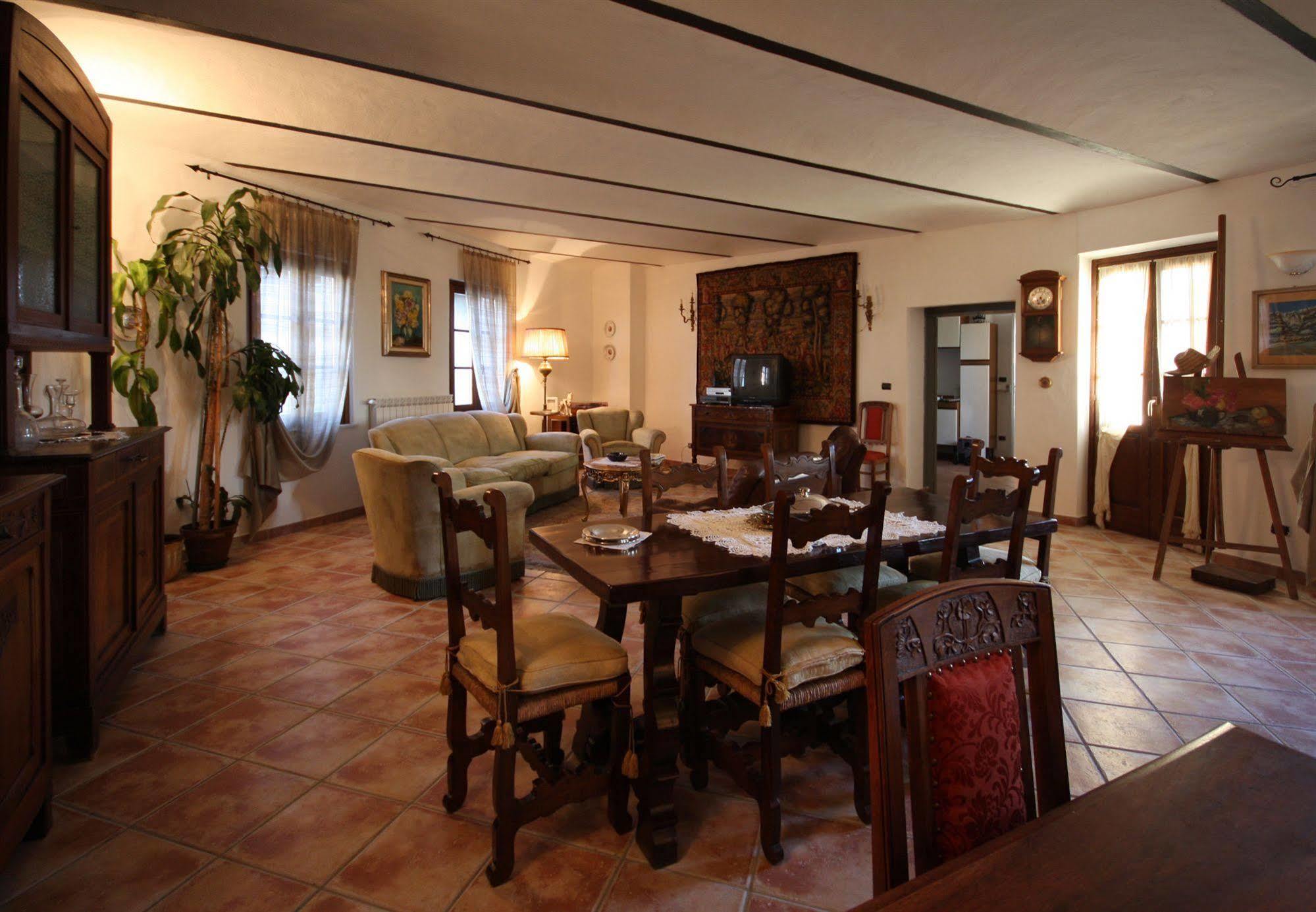 Relais San Desiderio Bed & Breakfast Calliano  Dış mekan fotoğraf