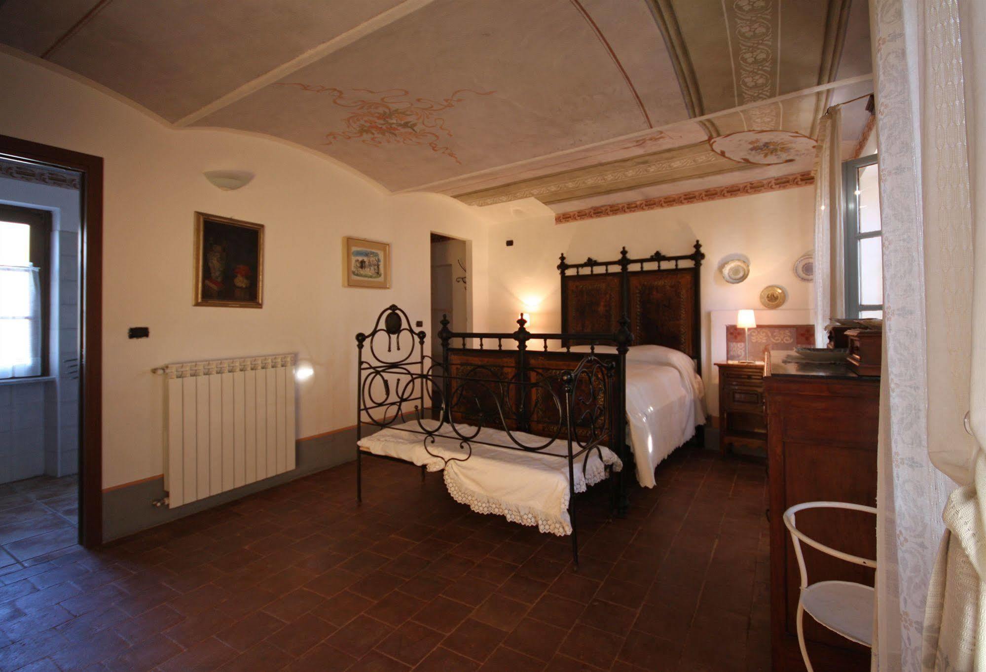 Relais San Desiderio Bed & Breakfast Calliano  Dış mekan fotoğraf