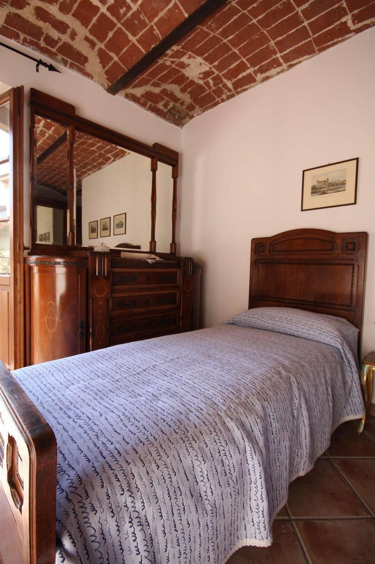 Relais San Desiderio Bed & Breakfast Calliano  Dış mekan fotoğraf