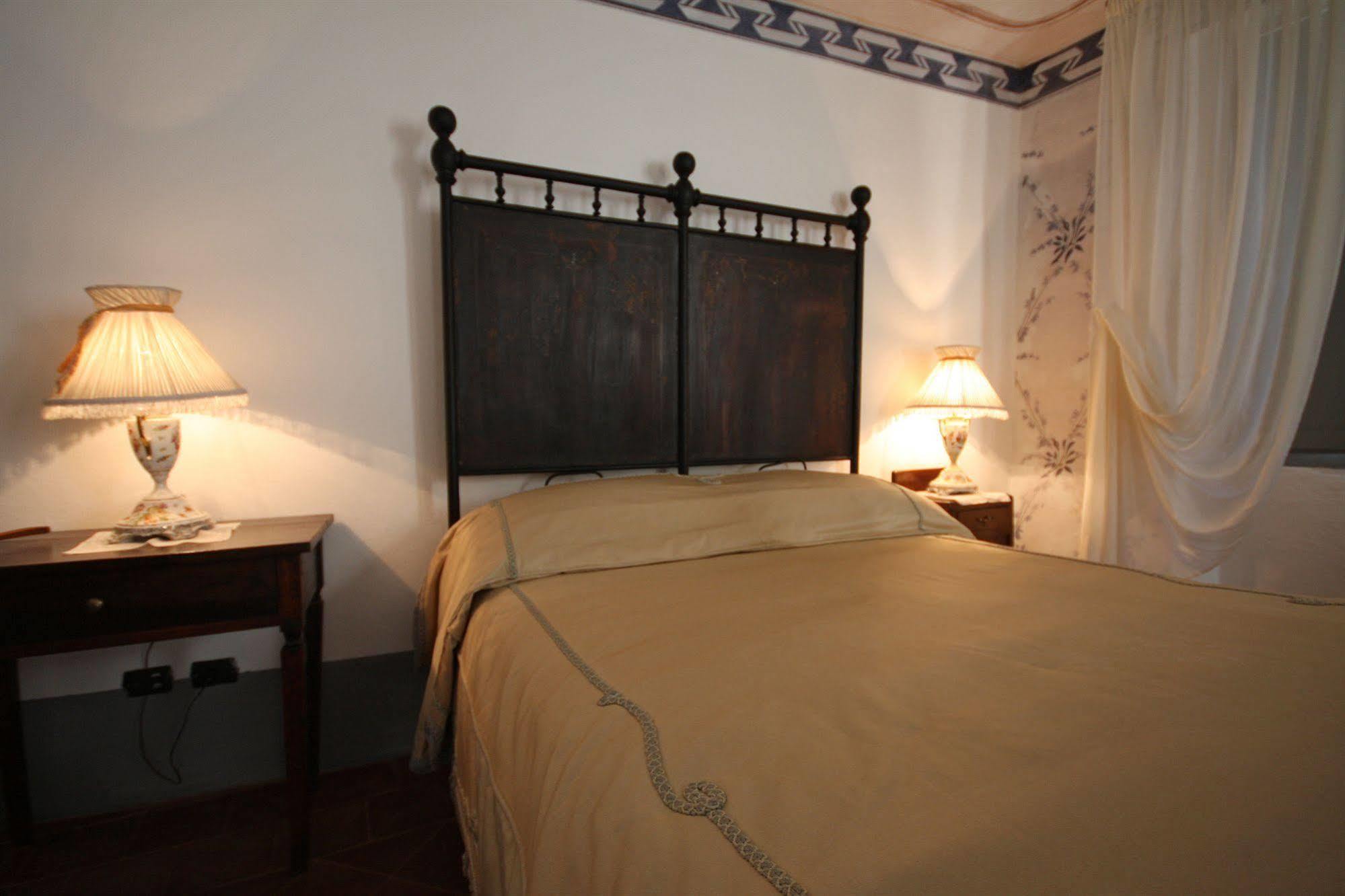 Relais San Desiderio Bed & Breakfast Calliano  Dış mekan fotoğraf