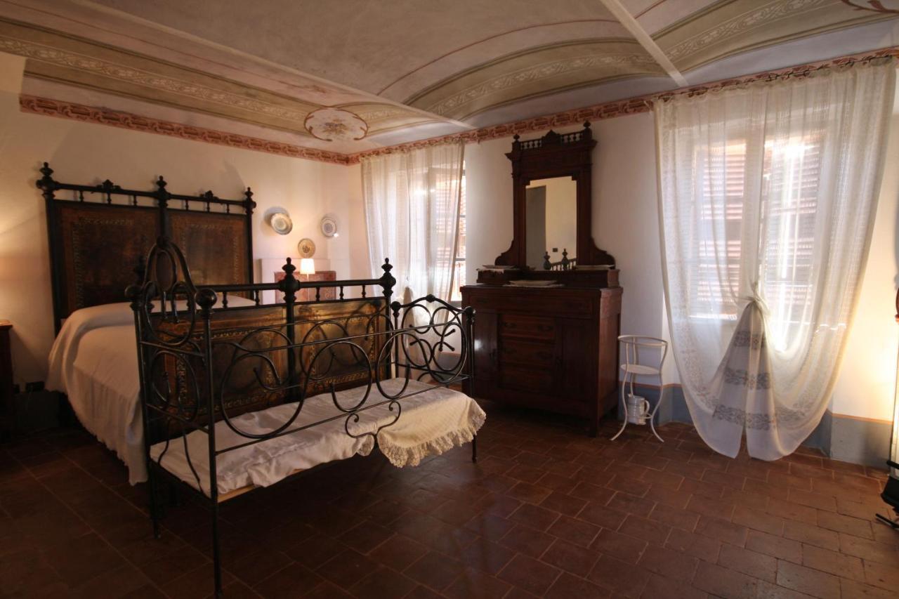 Relais San Desiderio Bed & Breakfast Calliano  Oda fotoğraf